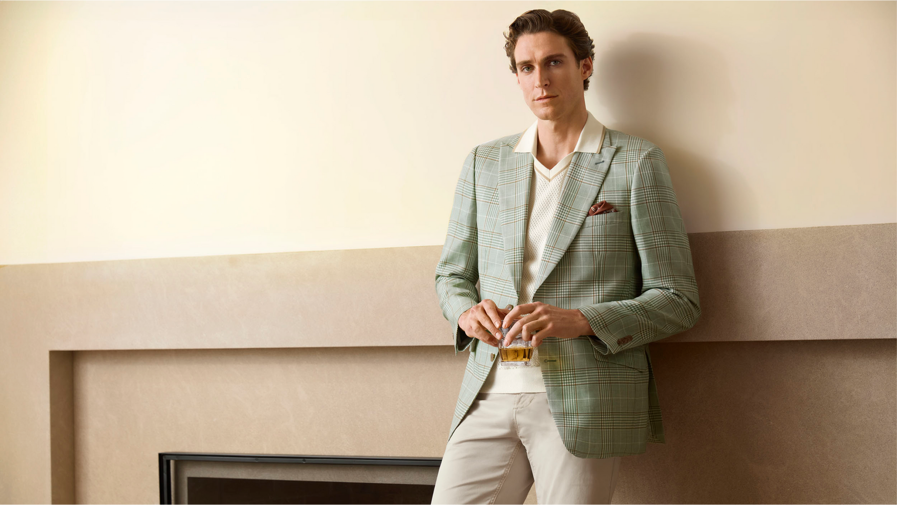 Shoppable lookbook image - 7