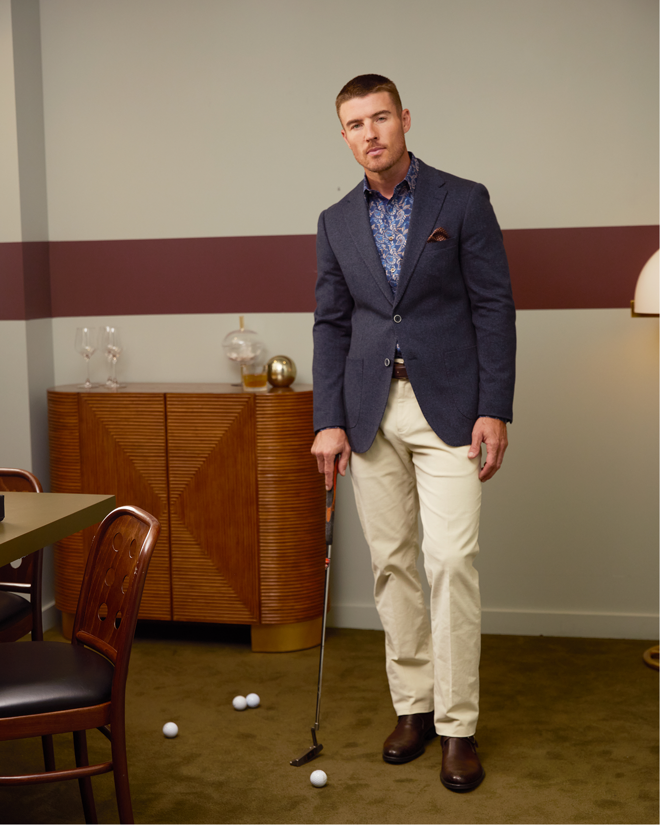 Shoppable lookbook image - 8