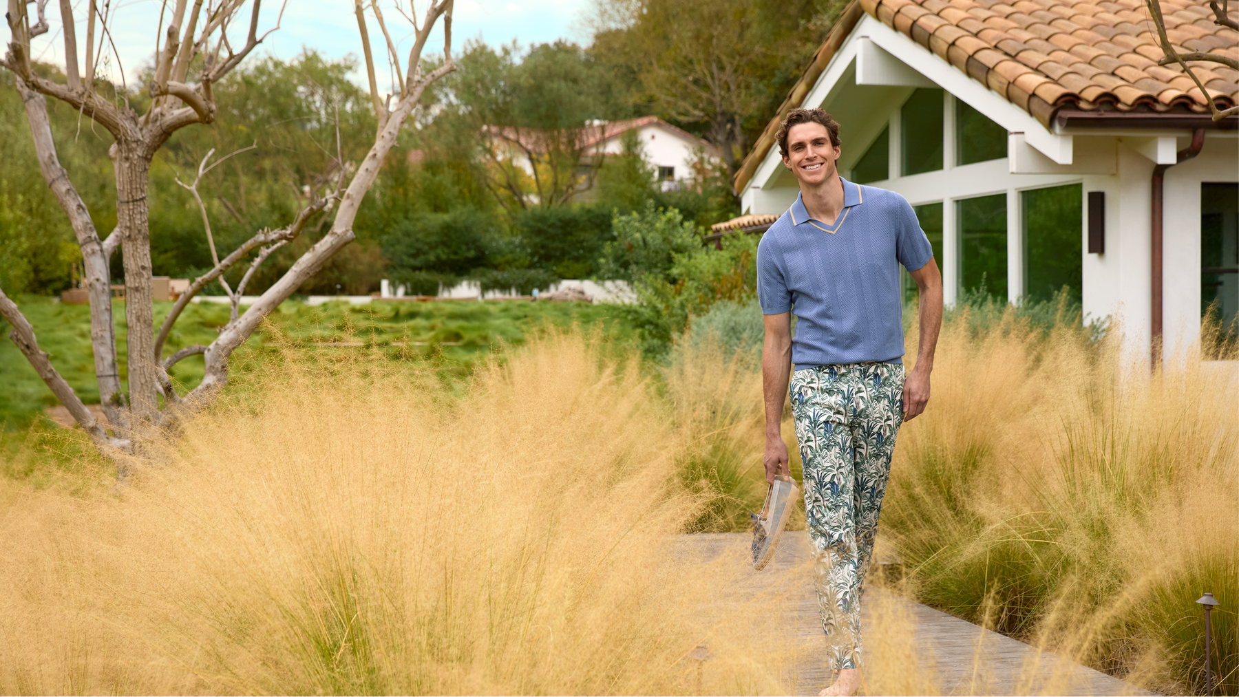 Shoppable lookbook image - 9