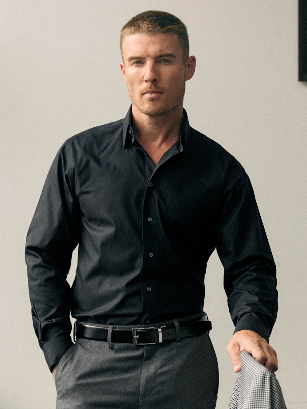 Alternate Image of Non-iron Cotton Pinpoint Solid Point Collar Dress Shirt-7