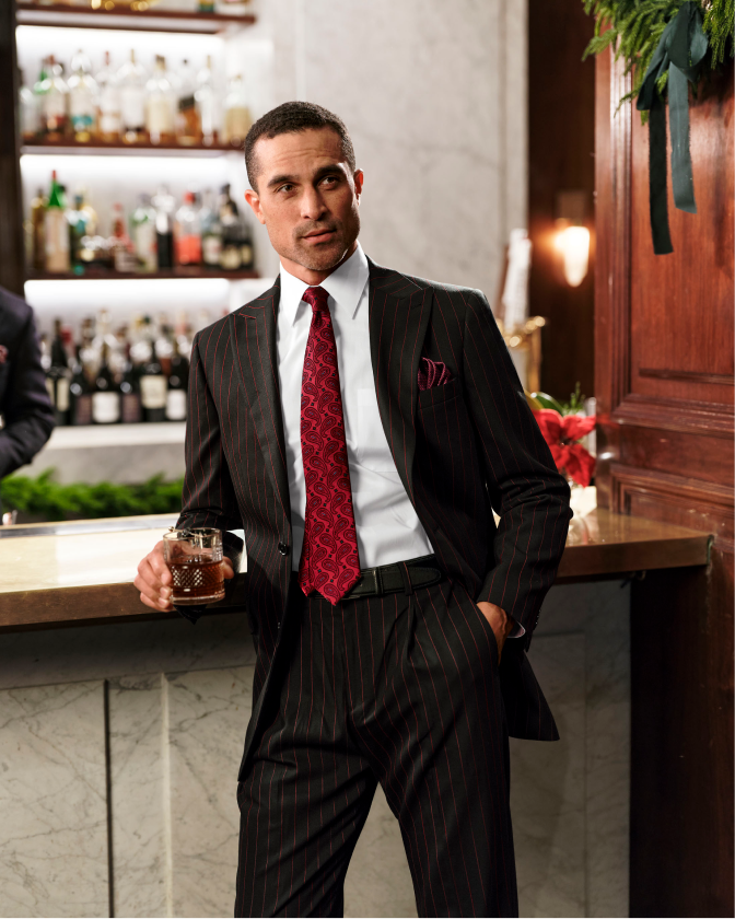 Shoppable lookbook image - 16