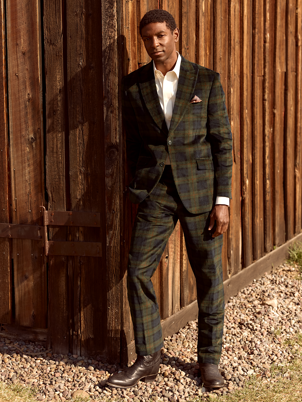 Alternate Shot of Men's green/navy  Suit  - 1