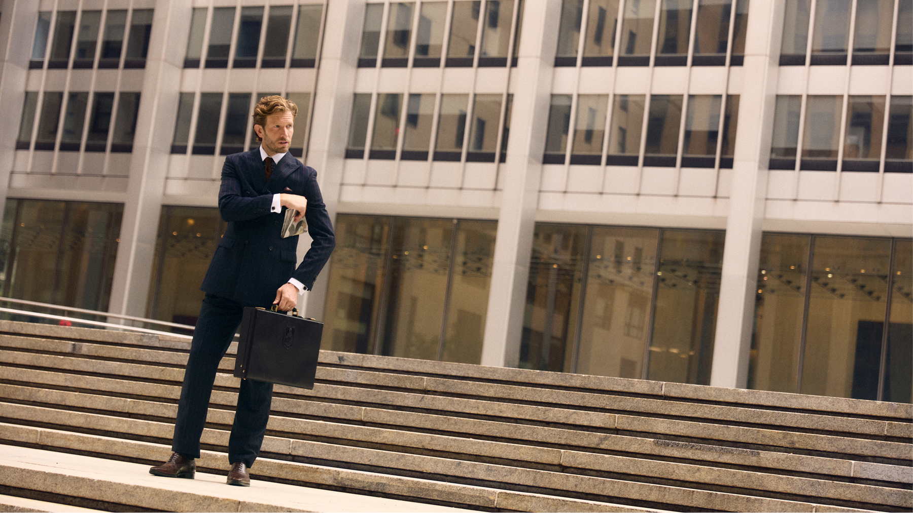 Shoppable lookbook image - 3