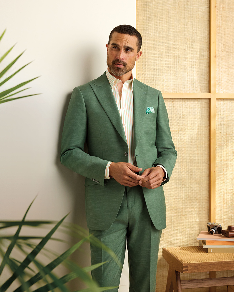 Shoppable lookbook image - 8