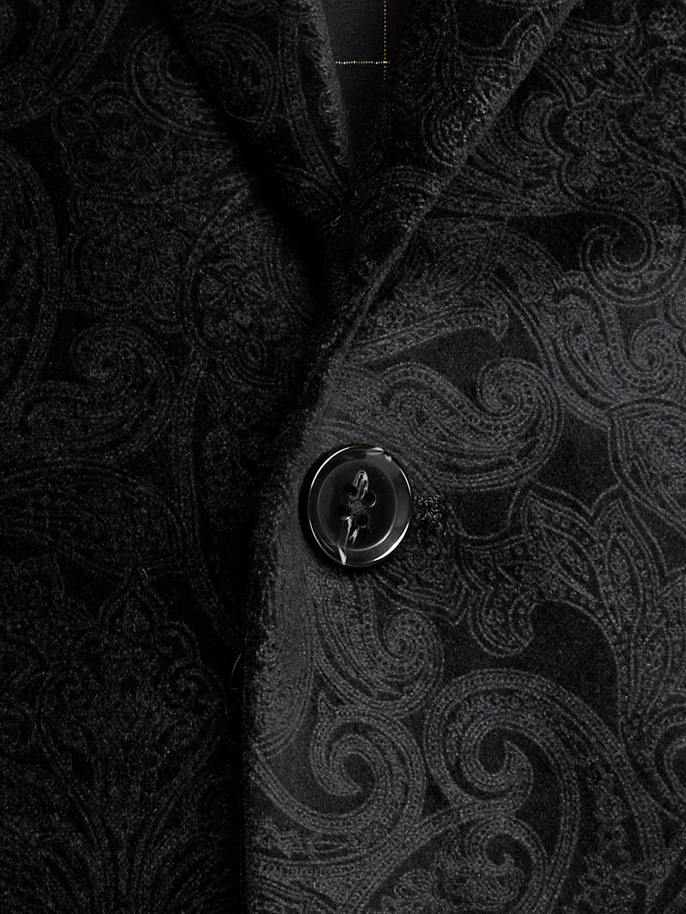 Alternate Image of Velvet Paisley Single Breasted Peak Lapel Sport Coat-5