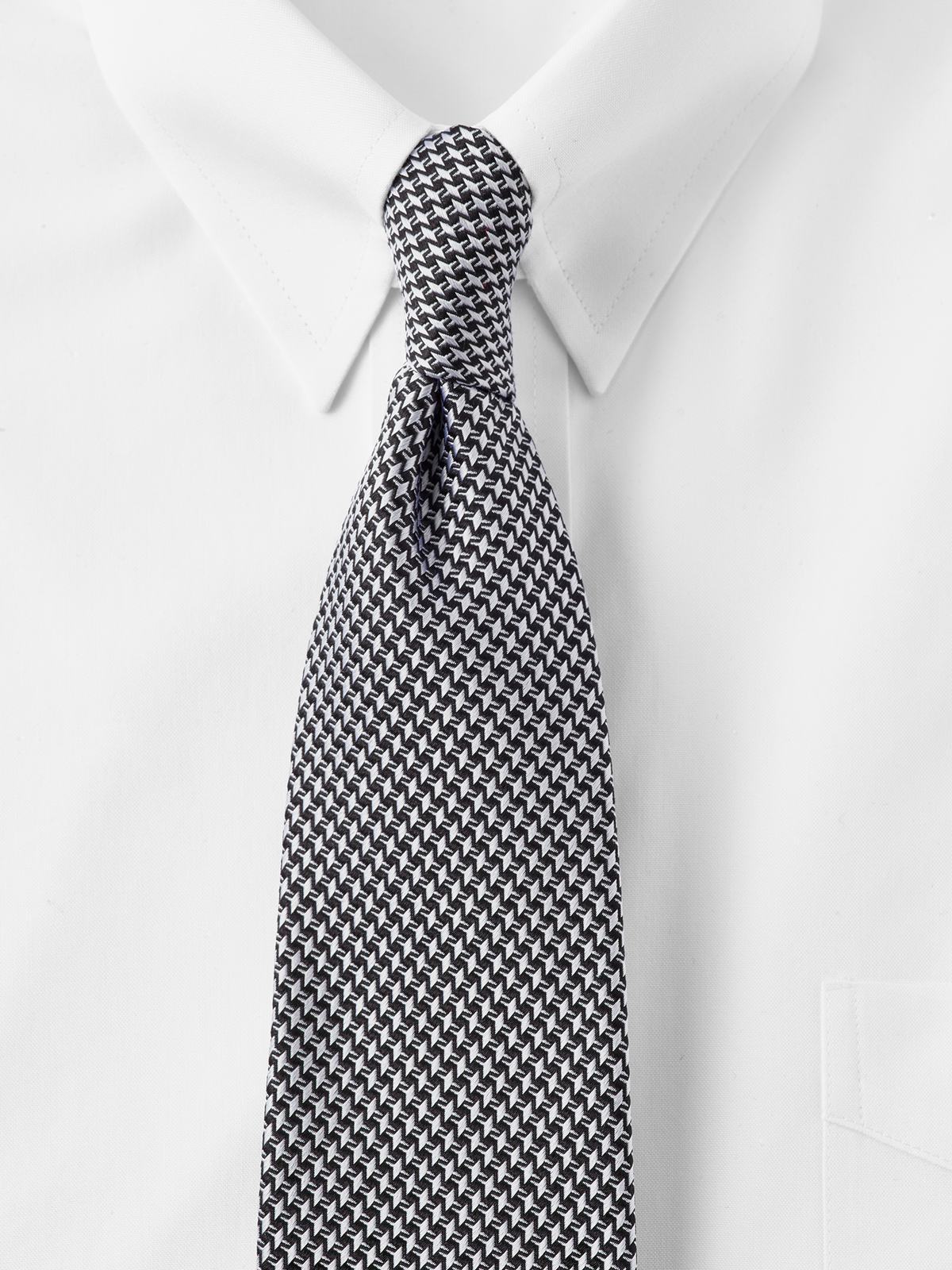 Alternate Shot of Men's black / white  Neckwear 
