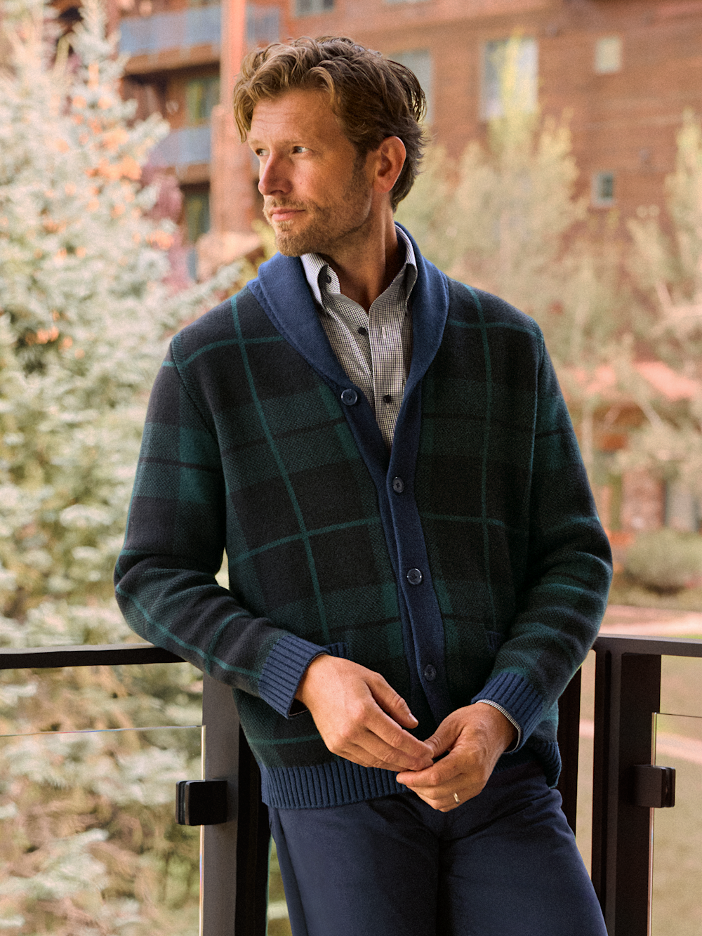 Alternate Shot of Men's navy multi  Knitwear  - 4