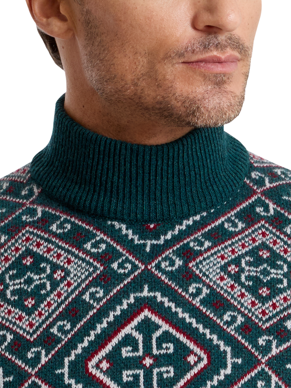 Alternate Shot of Men's green/red  Knitwear  - 2