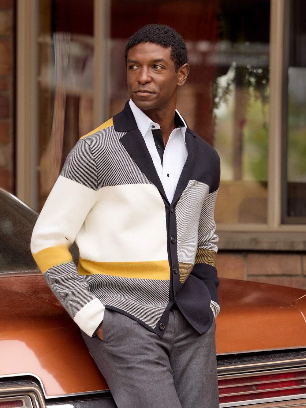 Alternate Shot of Men's black  Knitwear  - 4