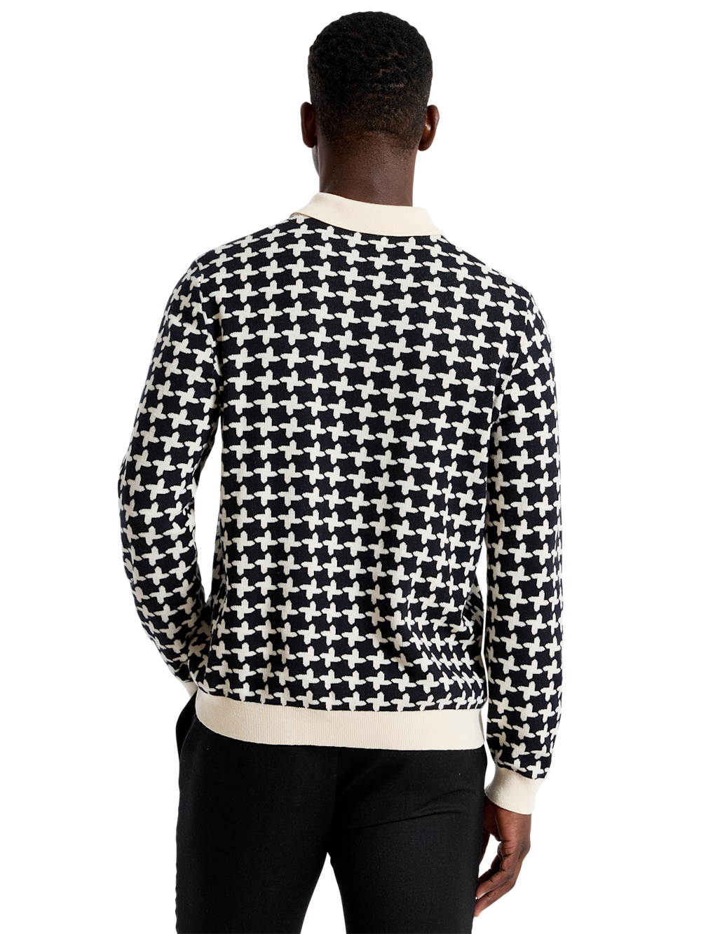 Alternate Shot of Men's black/white  Knitwear  - 3