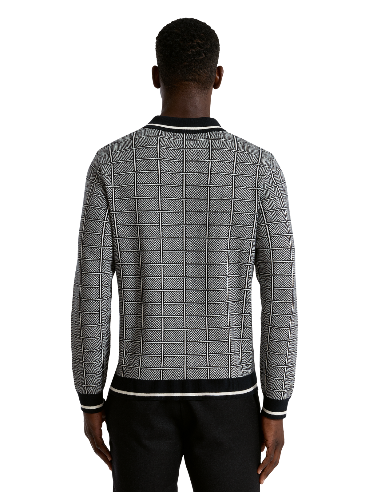Alternate Shot of Men's black/white  Knitwear  - 3