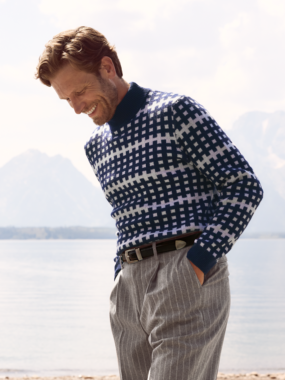 Alternate Shot of Men's navy  Knitwear  - 4