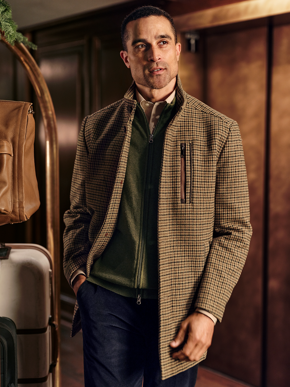 Alternate Image of Wool Blend Houndstooth Carcoat-8