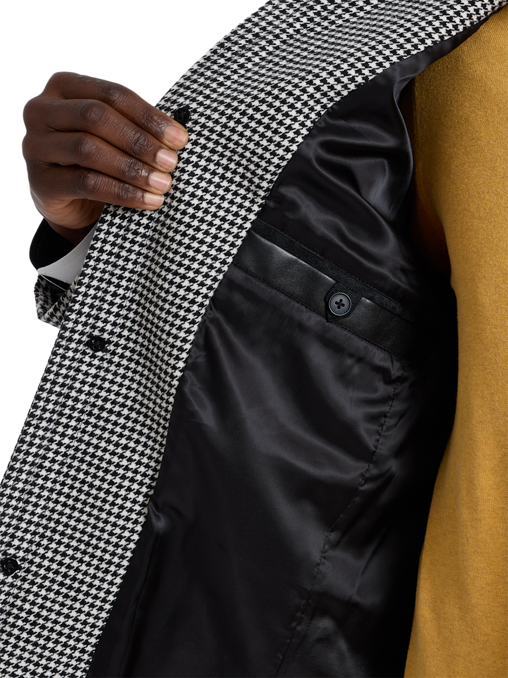 Alternate Shot of Men's black/white  Outerwear  - 5